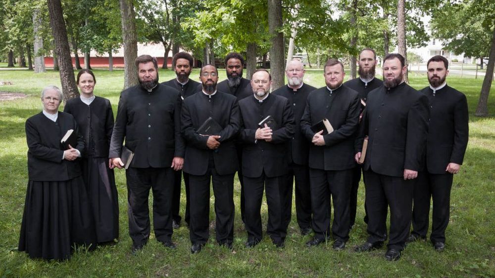 Group picture of Apostles